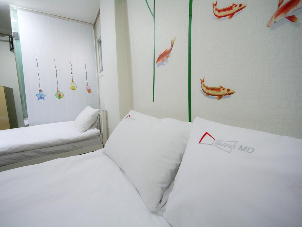 Guesthouse Myeongdong Сеул Номер фото