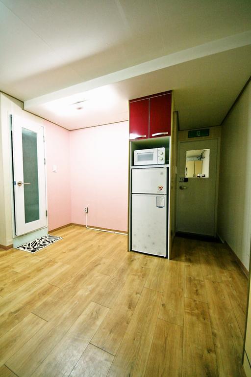 Guesthouse Myeongdong Сеул Экстерьер фото