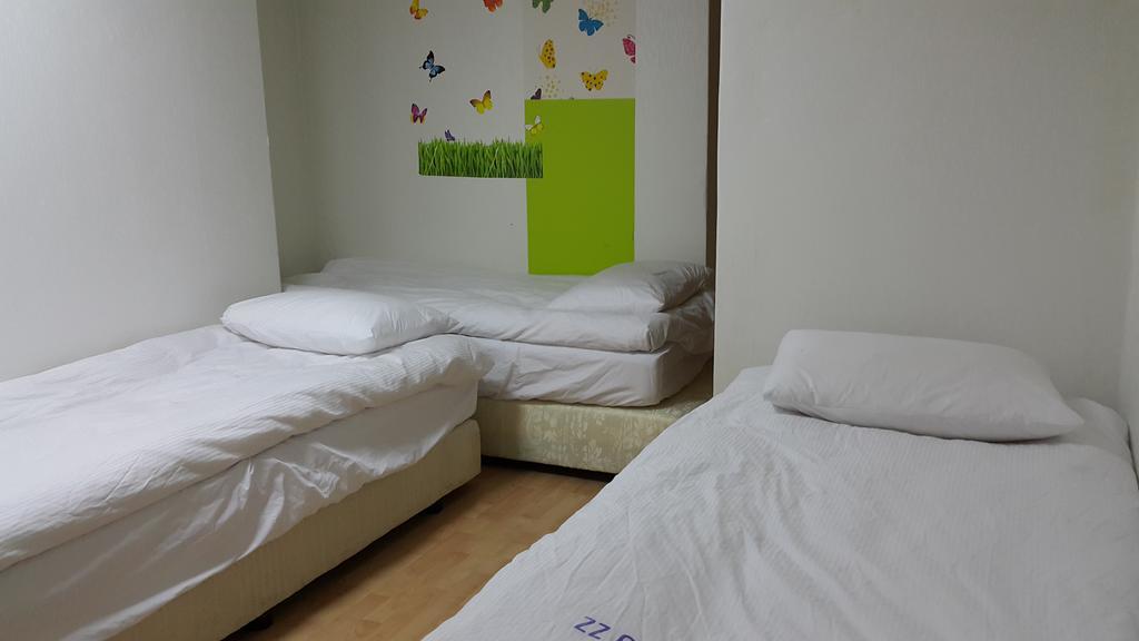 Guesthouse Myeongdong Сеул Экстерьер фото