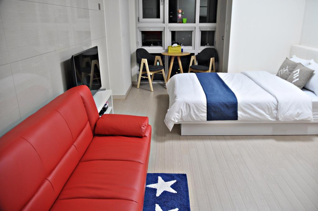 Guesthouse Myeongdong Сеул Экстерьер фото