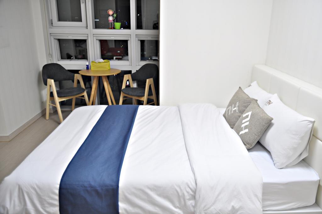Guesthouse Myeongdong Сеул Экстерьер фото